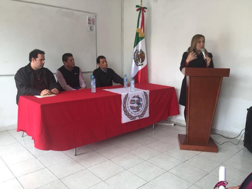 Escuela de Estudios Multinacionales_004