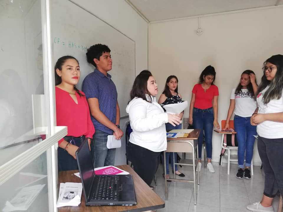 Escuela de Estudios Multinacionales_003